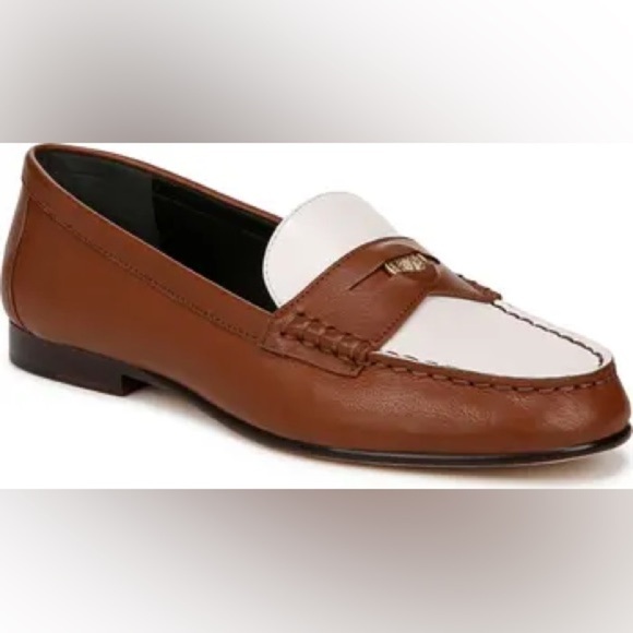 Veronica Beard Shoes - Penny Loafer (Women)
Veronica Beard
Women